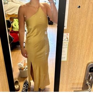 Commense gold/yellow maxi dress. Never worn